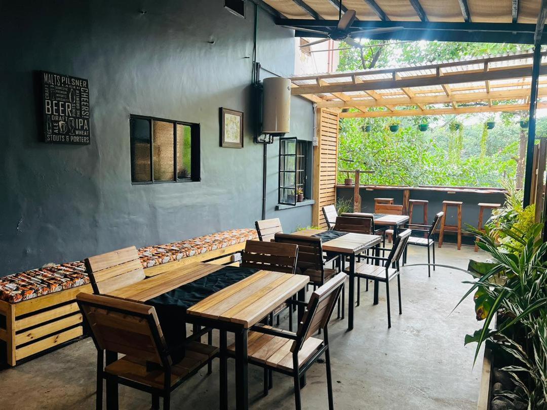 Moshi Urban Hostel And Backpackers Buitenkant foto